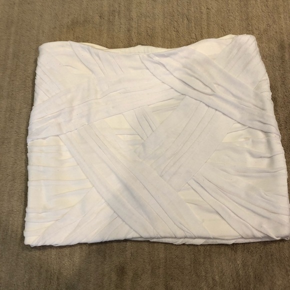 Cynthia Steffe  Mini Skirt Size: 6 - Picture 3 of 5